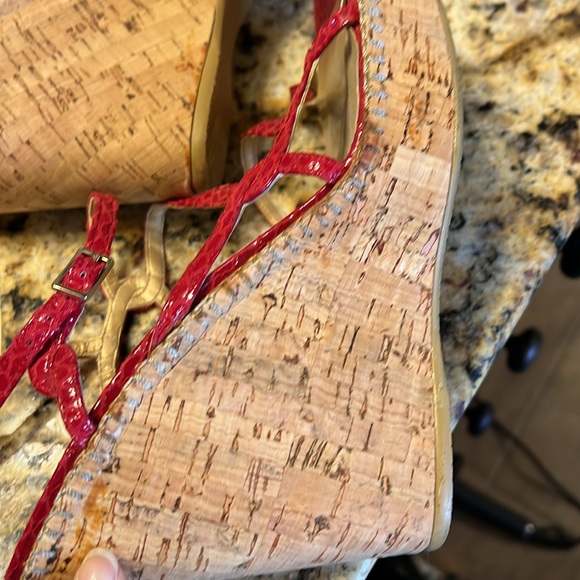 Stuart Weitzman | 8.5M - Picture 4 of 5